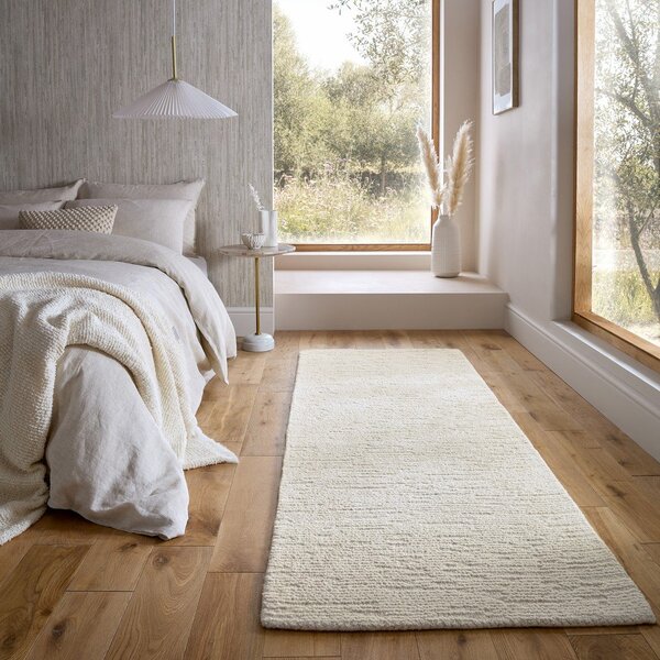 Ръчно изработена вълнена пътека в цвят слонова кост 80x230 cm Harris Boucle – Flair Rugs