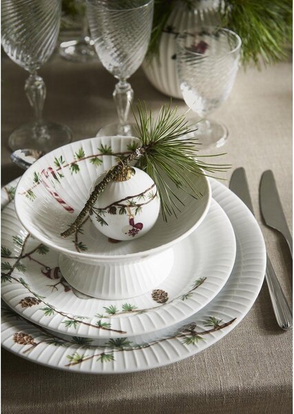 Бяла порцеланова чиния с коледен мотив ø 22 cm Hammershøi Christmas – Kähler Design