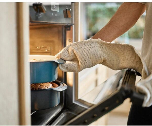 Стоманена форма за торта 2 бр. ø 27 cm Nest™ Bake – Joseph Joseph