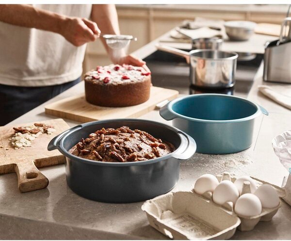 Стоманена форма за торта 2 бр. ø 27 cm Nest™ Bake – Joseph Joseph