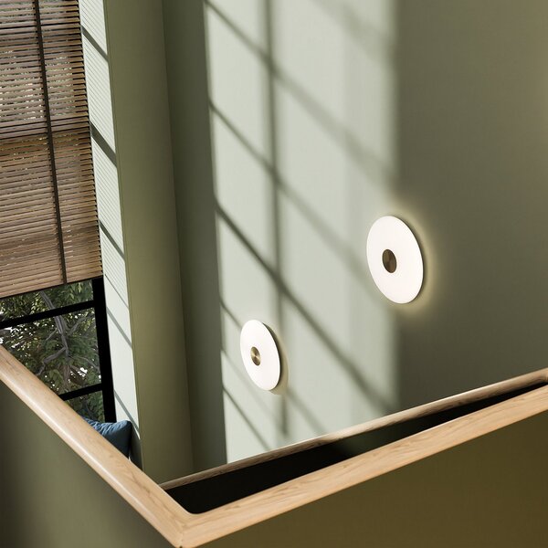 Northern LED стенна лампа Glint, Ø 25 cm, стъкло, опалово бяло, Затъмняване, Бял, Дневна/трапезария, Стъкло, Дизайн