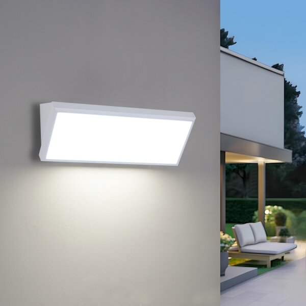 Brilagi - LED външна стенна лампа TRIANGLE LED/42W/230V бяла IP65