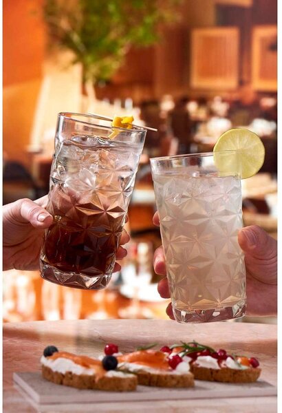 Стъклени чаши в комплект от 4 бр. 290 ml – Hermia