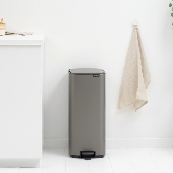 Кош за боклук Brabantia Bo Pedal 1010129, 30 л, Леко затваряне, Противоплъзгаща основа, Сив