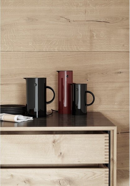 Черна пластмасова електрическа кана 1,5 l EM77 – Stelton
