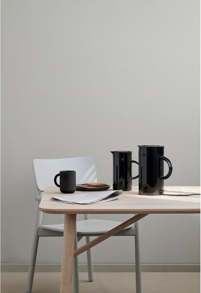 Черна пластмасова електрическа кана 1,5 l EM77 – Stelton