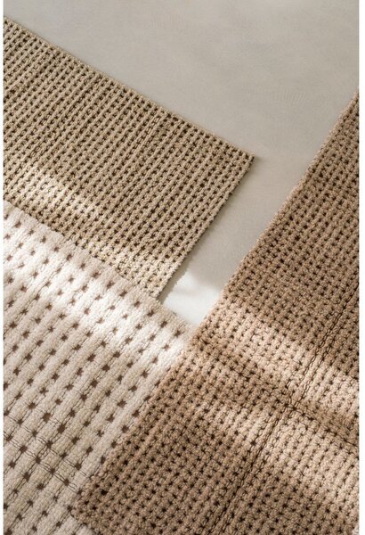 Ръчно изработен вълнен килим подходящ за пране в естествен цвят 80x140 cm Unexpected Wool – Lorena Canals