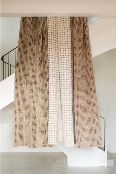 Ръчно изработен вълнен килим подходящ за пране в естествен цвят 80x140 cm Unexpected Wool – Lorena Canals