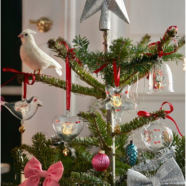 Стъклена коледна топка ø 6,5 cm Ann-Sofi Romme Annual Christmas Bauble 2025 – Holmegaard