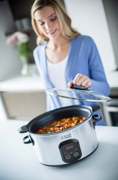 Уред за бавно готвене Russell Hobbs MaxiCook 22750-56, 200 W, 6 l, 3 температурни настройки, Таймер, Подвижна тенджера, Сребрист/черен