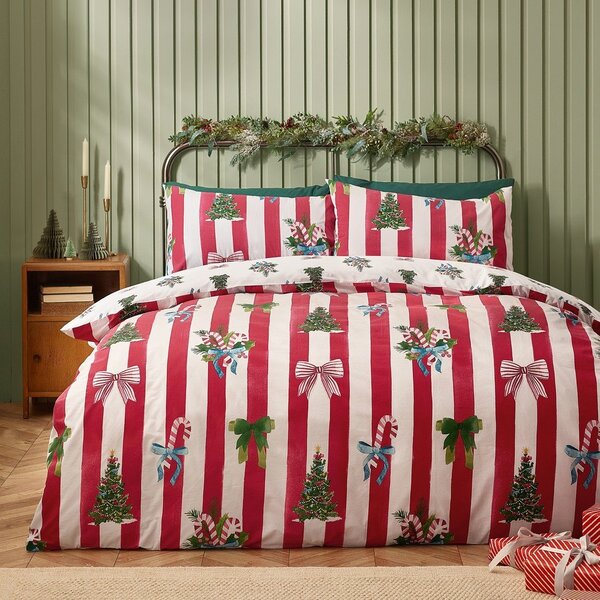 Червено-бяло двойно спално бельо 200x200 cm Christmas Stripe – Catherine Lansfield