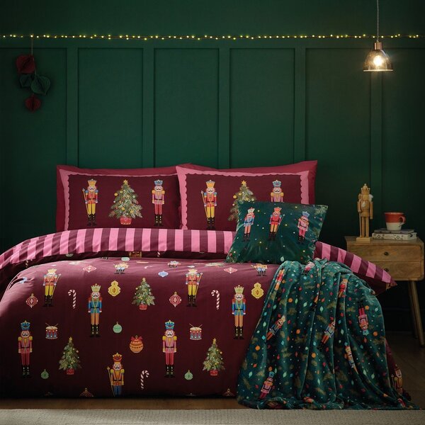 Розово-лилаво единично спално бельо 135x200 cm Nutcracker Stripe – Catherine Lansfield
