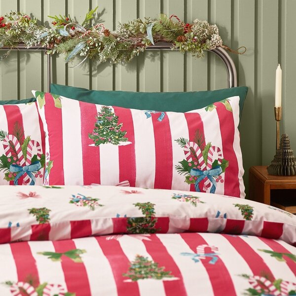 Червено-бяло двойно спално бельо 200x200 cm Christmas Stripe – Catherine Lansfield