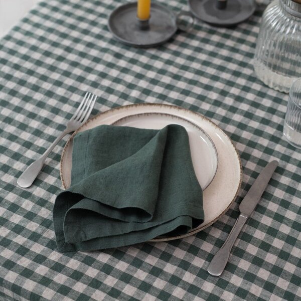 Ленена покривка за маса 140x250 cm Forest Green Gingham – Linen Tales