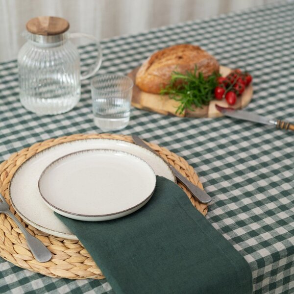 Ленена покривка за маса 140x250 cm Forest Green Gingham – Linen Tales