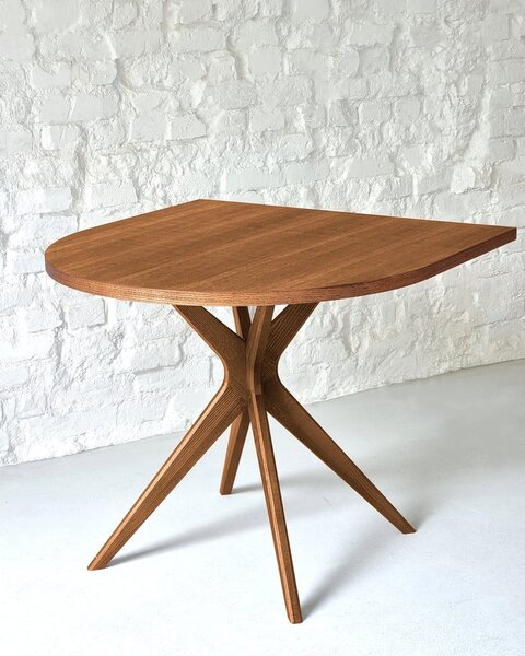 Трапезна маса от декор от дъб 90x90 cm Jubi – Ragaba