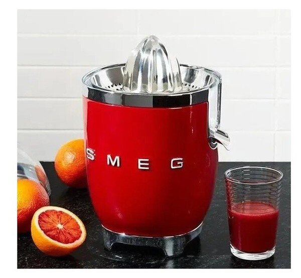 Червена сокоизстисквачка 50's Retro Style – SMEG
