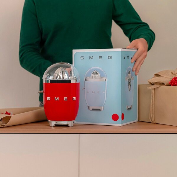 Червена сокоизстисквачка 50's Retro Style – SMEG