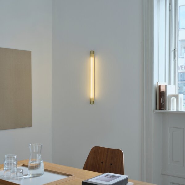 GEJST стенна лампа Radent, месингов цвят, височина 70 cm, G13 LED, Затъмняване, Злато / месинг, Дневна/трапезария, Метал