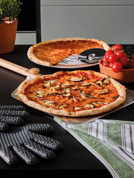 Дървена точилка за тесто TOGNANA Grancucina Utensili Planet Pizza, 19х11см