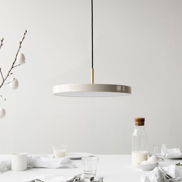 UMAGE LED висяща лампа Asteria Medium перла/месинг Ø 43 cm, Затъмняване, Бежов, Дневна/трапезария, Метал, Дизайн