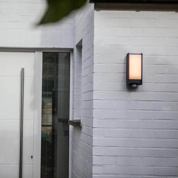 LUTEC LED сензорна външна стенна лампа QUBO, тъмно сива, височина 27 см, IP54, Сив, Алуминий, Модерен