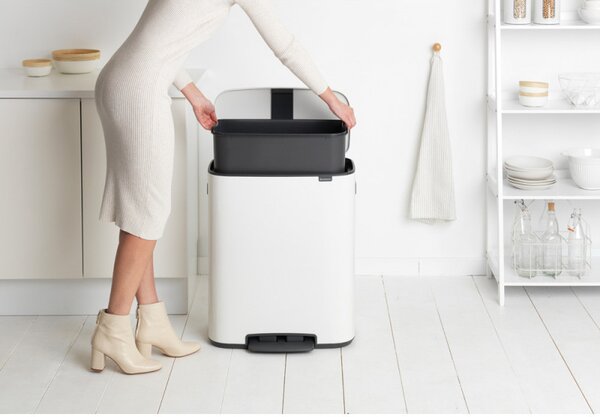 Кош за боклук Brabantia Bo Pedal 1003182, 60 л, Леко затваряне, Противоплъзгаща основа, Бял