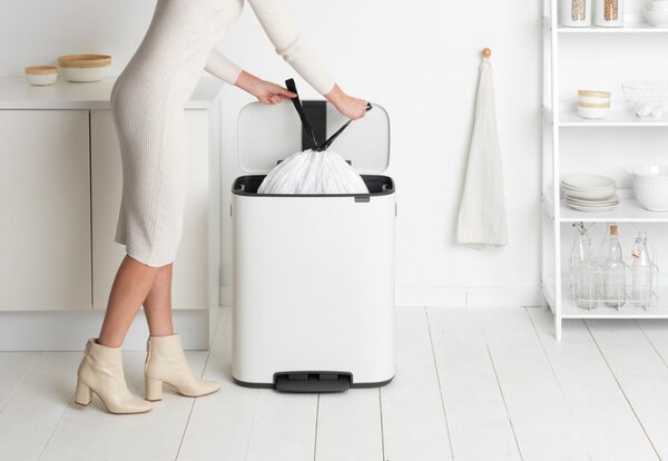 Кош за боклук Brabantia Bo Pedal 1003182, 60 л, Леко затваряне, Противоплъзгаща основа, Бял