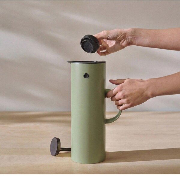 Зелена пластмасова термо кана 1 l EM77 – Stelton