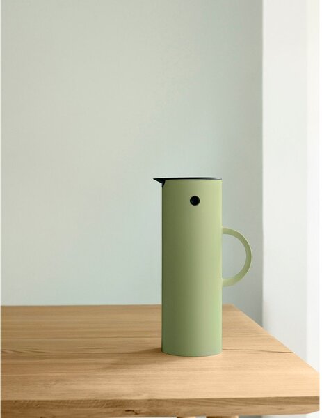 Зелена пластмасова термо кана 1 l EM77 – Stelton