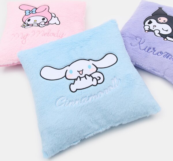 Sinsay - Възглавница от изкуствена кожа Cinnamoroll - бледосиньо