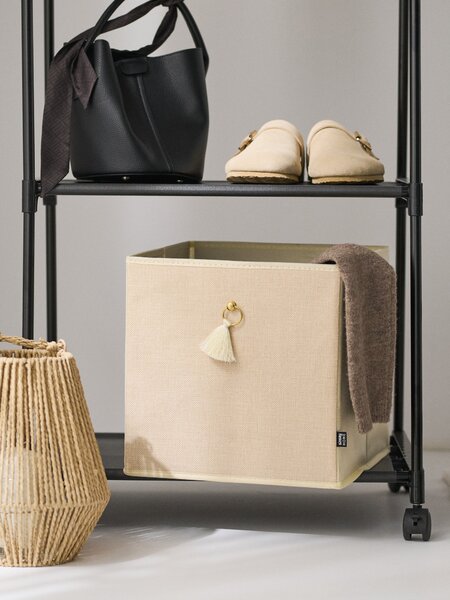 Sinsay - Едноцветна кутия за съхранение с пискюл - кремав