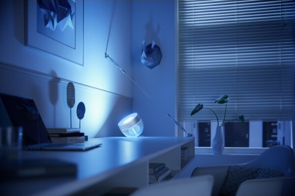 Philips - LED RGB Димируема настолна лампа Hue IRIS LED/8,2W/230V сребриста