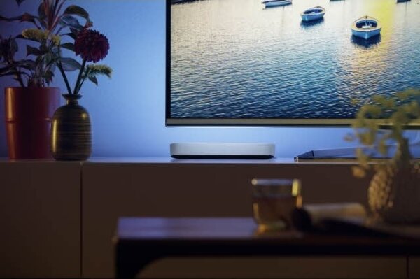 Philips Hue AMBIANCE LED 6W 230V RGB регулируема настолна лампа бяла