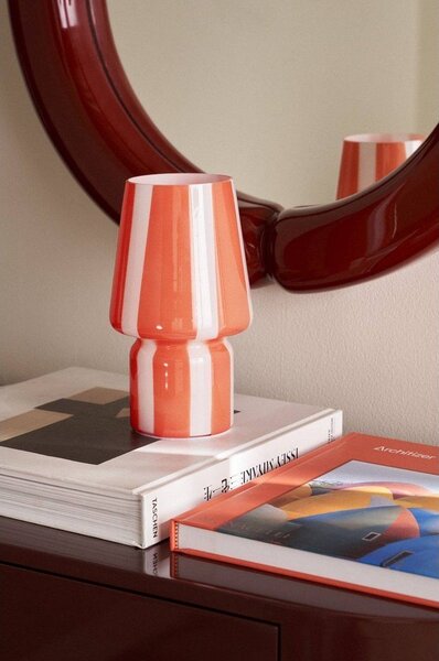 Червена/бяла стъклена настолна лампа (височина 21,5 cm) Carlo – Ellos Home