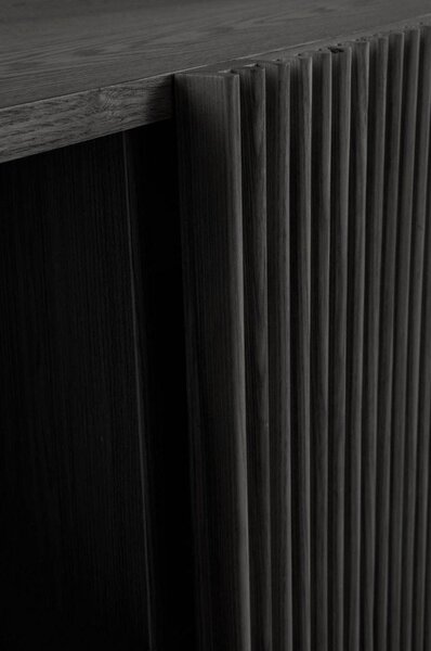 Черно шкафче от декор от ясен с плъзгащи се врати 124x80x45 cm Sion – Jotex