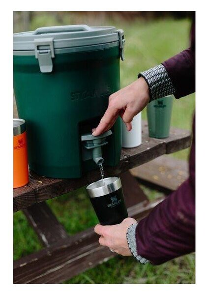 Съд за напитки 7,5 l Fast-Flow Water Jug Rose Quartz – Stanley