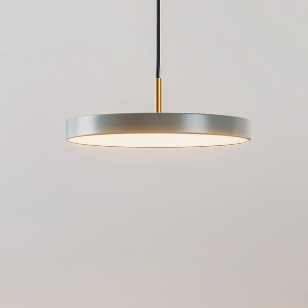 UMAGE LED висяща лампа Asteria Mini, светлозелено/месинг, Ø 31 cm, Затъмняване, Зелен, Дневна/трапезария, Метал, Дизайн