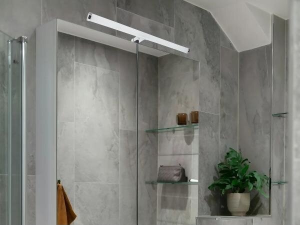 LED осветление за огледало в банята, 12W/230V, 59,5 cm, IP44, полирано хромирано покритие