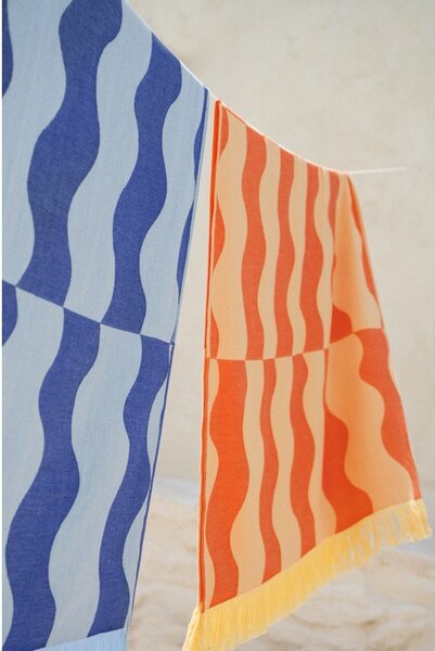 Жълта/оранжева памучна плажна кърпа 100x160 cm Nuno – noo.ma
