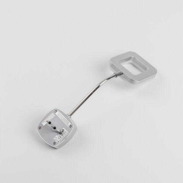 LED стенна лампа за контакт LED/3,2W/230V матов хром