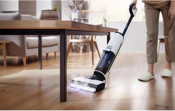 Вертикална прахосмукачка Tineco Floor One S7 Steam Plus 4В1, 240W, Сухо/Мокро, 0.7 л мръсна/0.8 л чиста, LED екран и осветление, Пара + сушене, Бял/черен