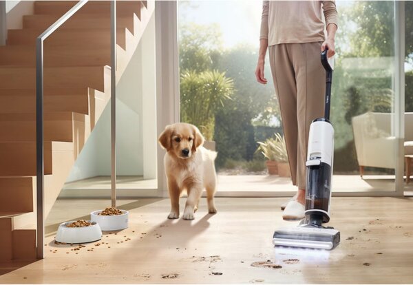 Вертикална прахосмукачка Tineco Floor One S7 Steam Plus 4В1, 240W, Сухо/Мокро, 0.7 л мръсна/0.8 л чиста, LED екран и осветление, Пара + сушене, Бял/черен