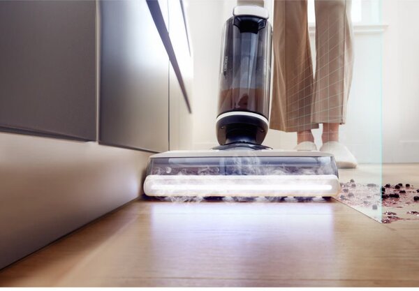 Вертикална прахосмукачка Tineco Floor One S7 Steam Plus 4В1, 240W, Сухо/Мокро, 0.7 л мръсна/0.8 л чиста, LED екран и осветление, Пара + сушене, Бял/черен