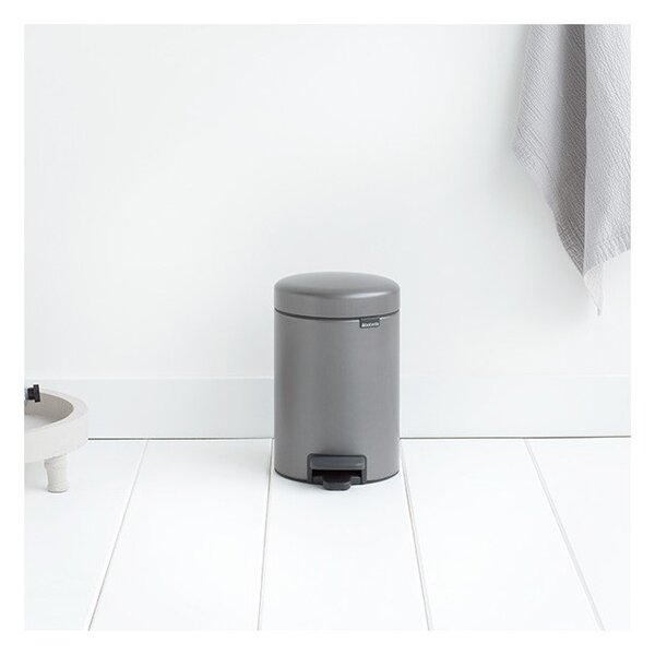 Кош за боклук с педал Brabantia NewIcon 648999, 3 л, Плавно затваряне, Противоплъзгаща основа, Сив