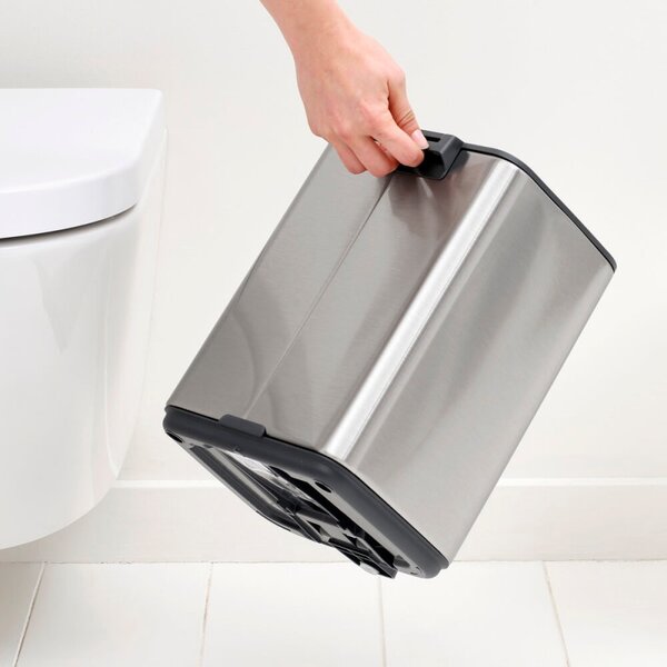 Кош за боклук Brabantia Bo Pedal 1010142, 7 л, Плавно затваряне, Гумирана основа, Устойчив на пръстови отпечатъци, Инокс