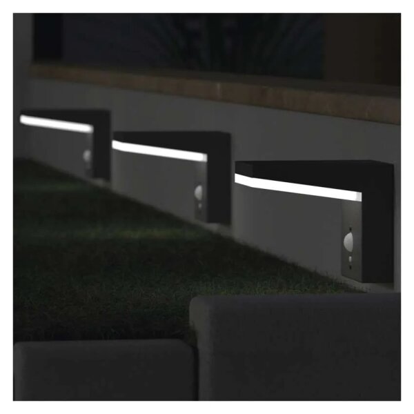 LED соларен стенен фенер с сензор LED/4,4W/3,7V 2200 mAh IP44