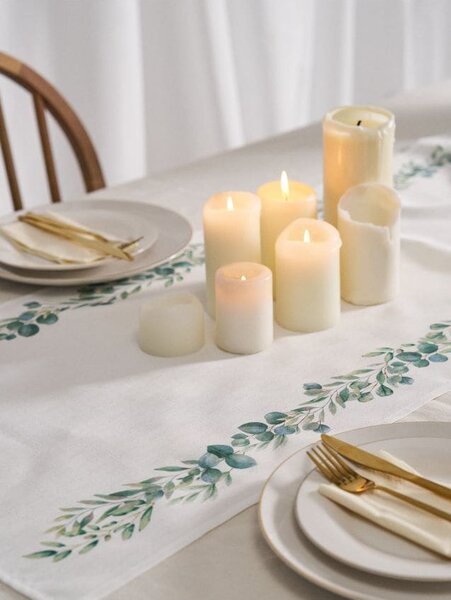 Sinsay - Покривка за маса с растителен мотив - бял