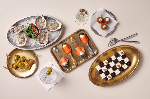 Десертна z terazza чиния в златист цвят ø 17 cm Serve – BonBistro