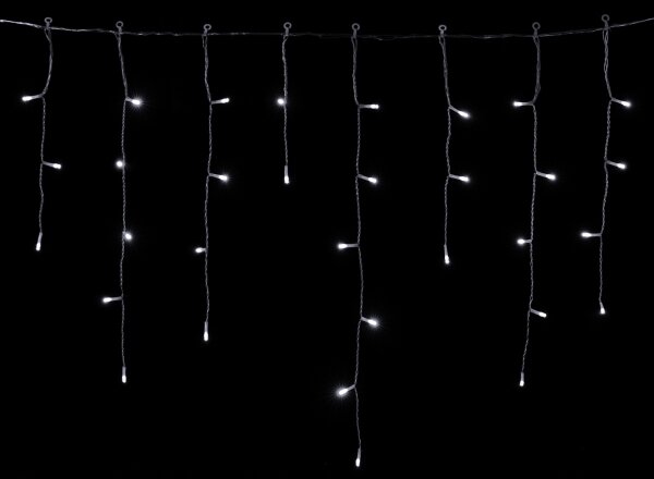 Aigostar - LED външна коледна гирлянда 300 LED / 8 функции 3 x AA 18 x 0,6 m IP44 студено бяла